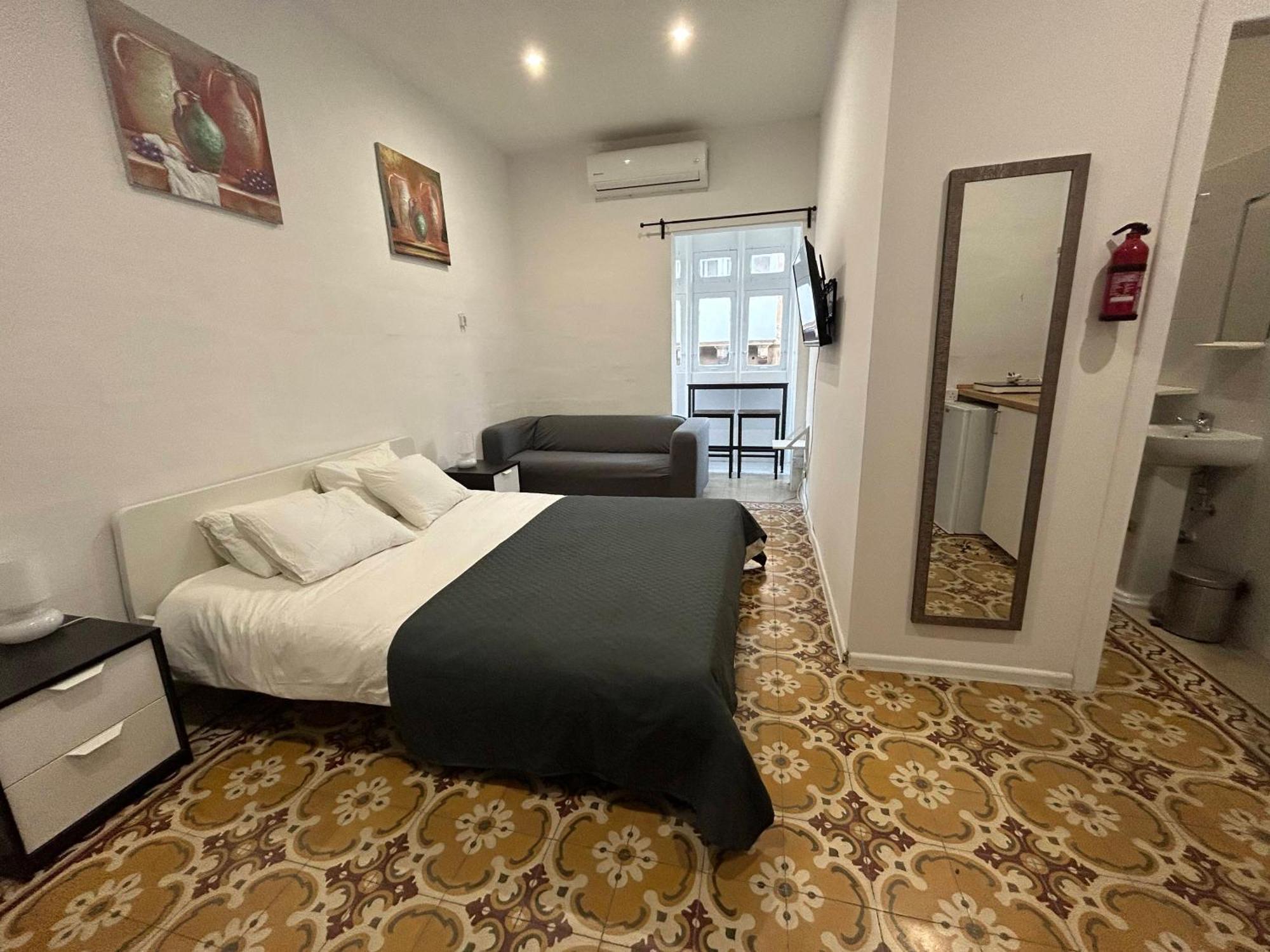 San Francisco Studios Valletta Floriana Eksteriør bilde